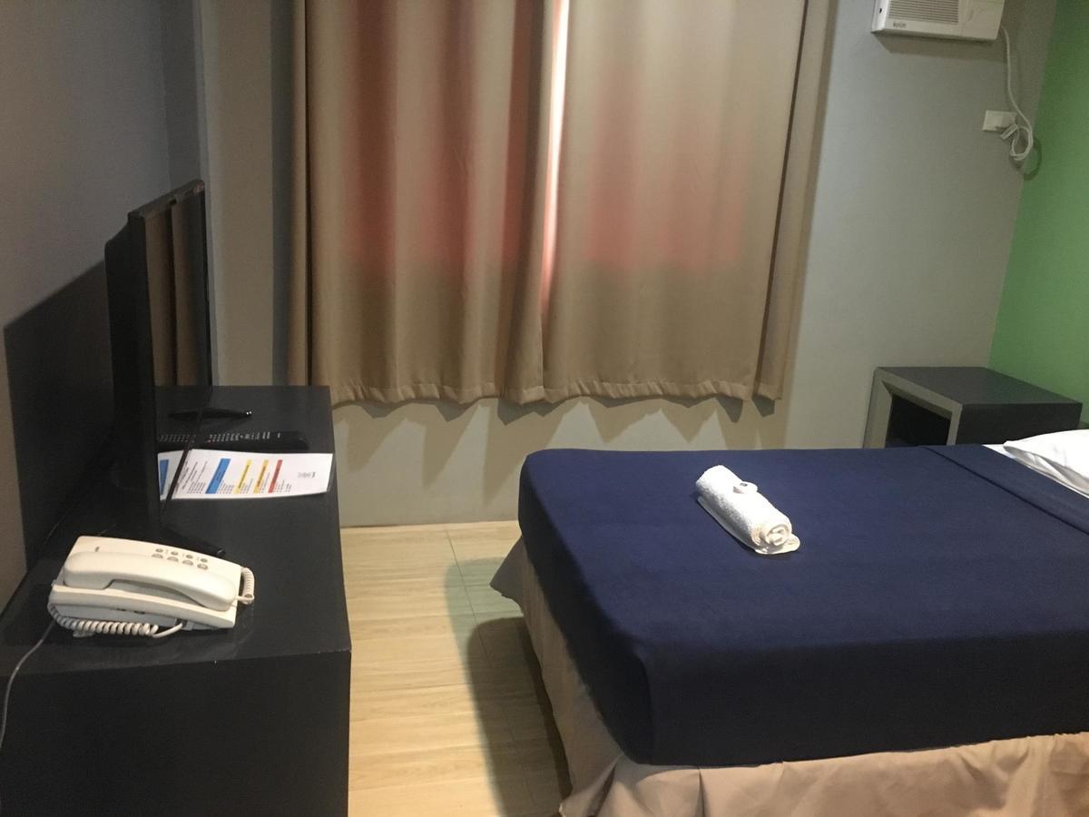 Davao City Urban Living Zen Hotel מראה חיצוני תמונה