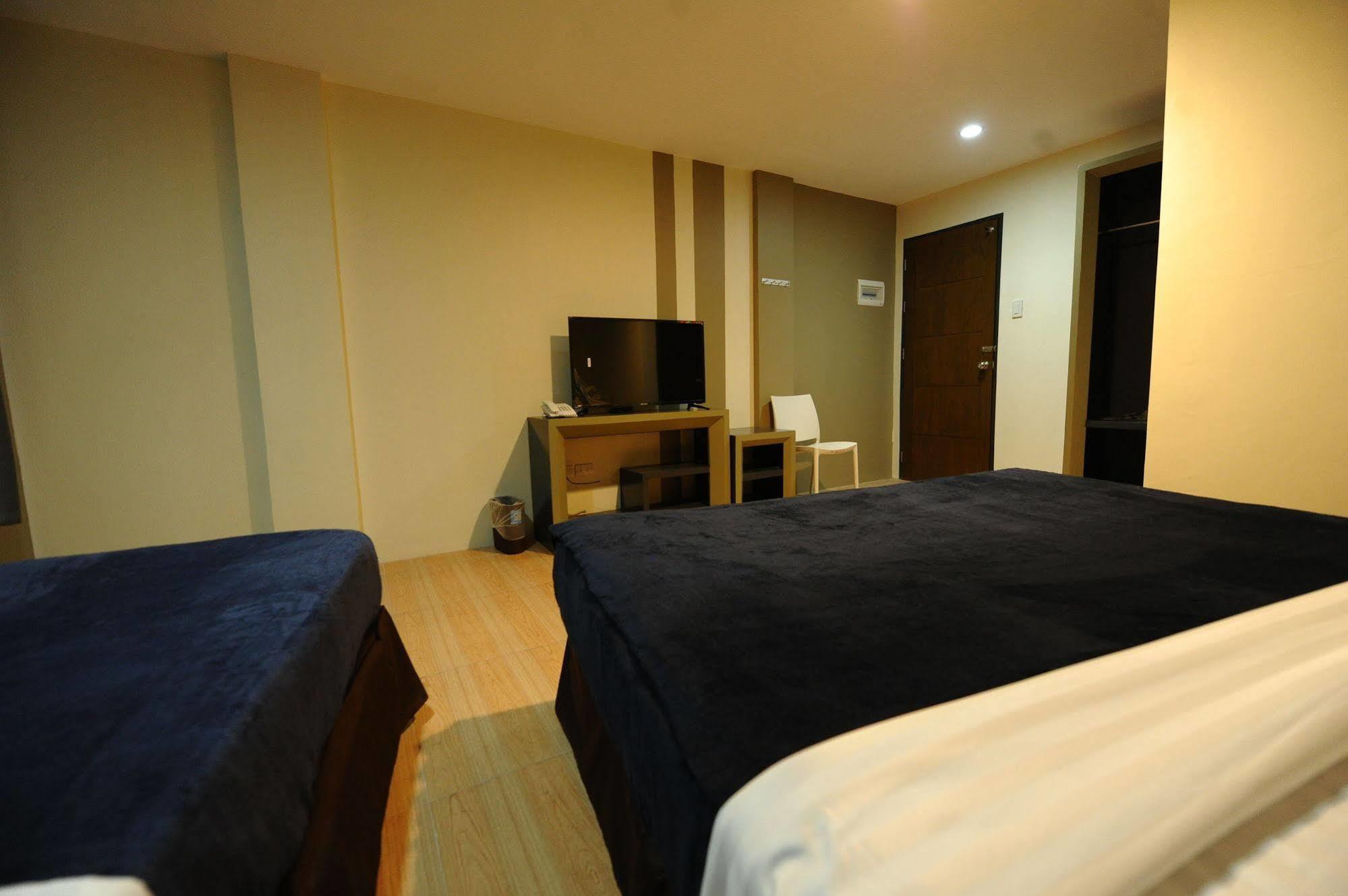 Davao City Urban Living Zen Hotel מראה חיצוני תמונה